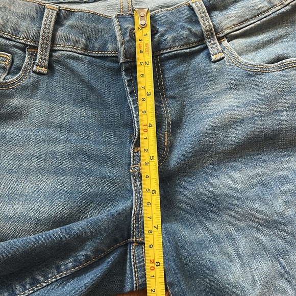 Brand new Old Navy, rockstar, low rise, blue jeans - Picture 7 of 16